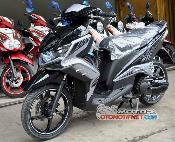 Yamaha-Xeon-GT-125-1