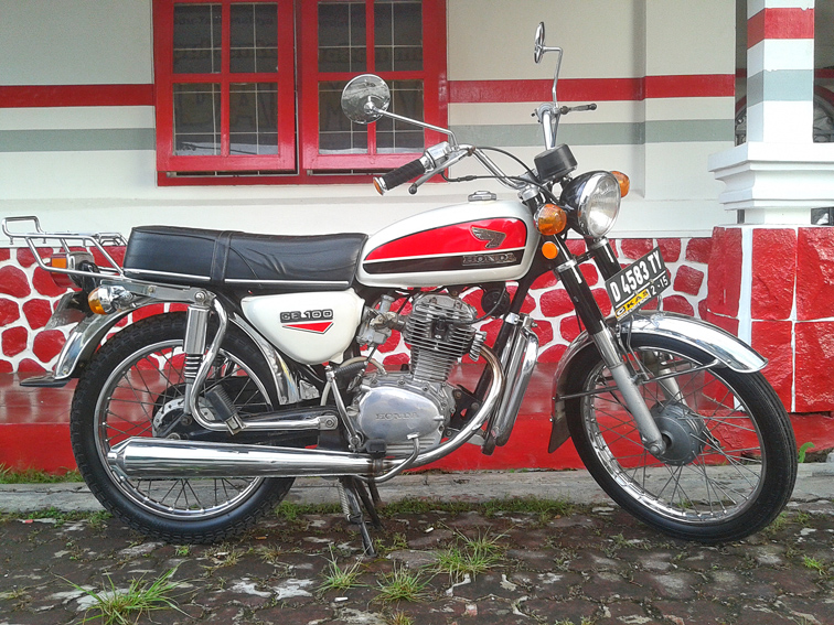 Honda CB100 Gelatik 1973 Ori - Gambar1