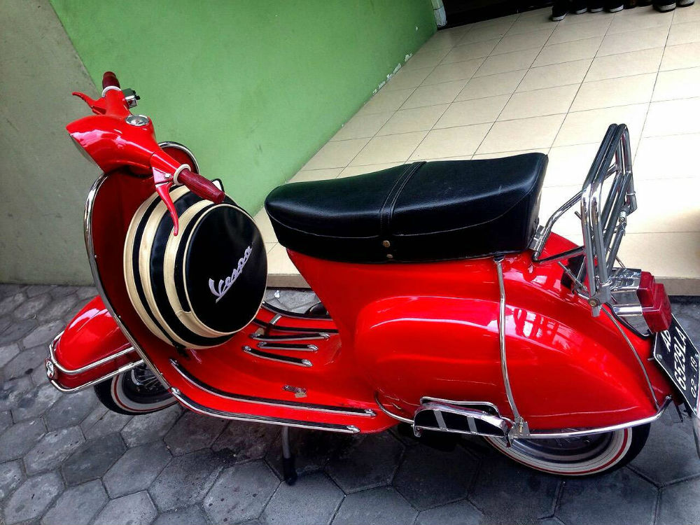 vespa super 77