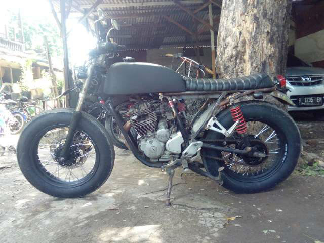 tangki cb 200