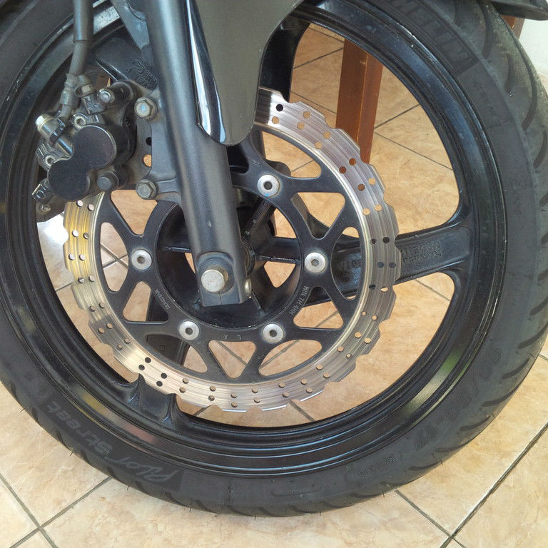 dijual-honda-cbr-150r-motor-dan-sekuter-honda-1590015