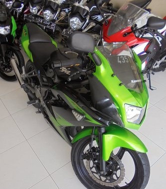 Kawasaki Ninja R THN 2015 - Gambar1