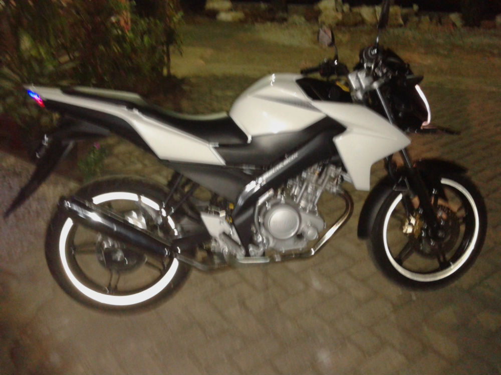 new_vixion_lightning_white_05_2014_pajak_dki_jak_bar_7164089_1427043335