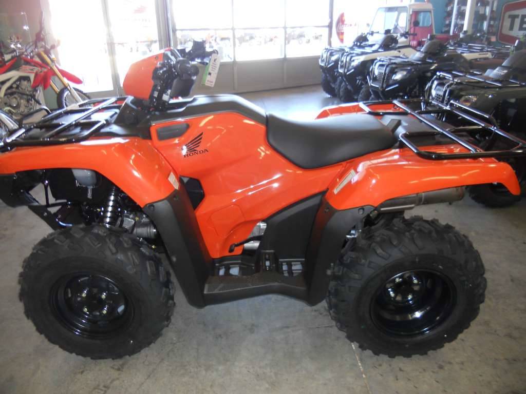 Motor ATV Foreman 4x4 Orange (TRX500FM1) - Gambar1