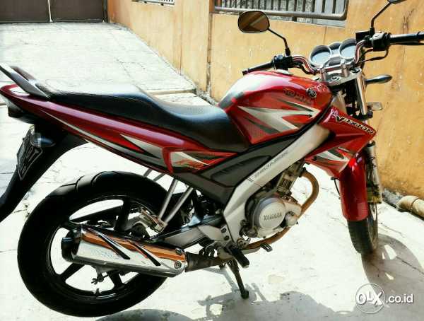 vixion thn 2008 warna merah 1