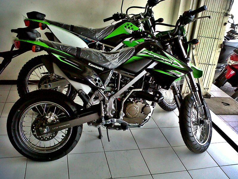 d-tracker baru