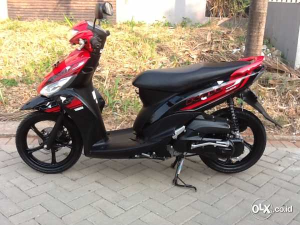 mio j 2014 hitam merah