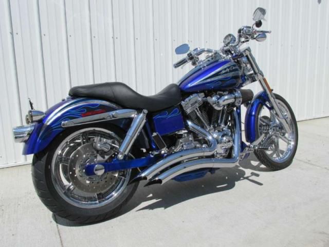 Harley-davidson Cvo Dyna121