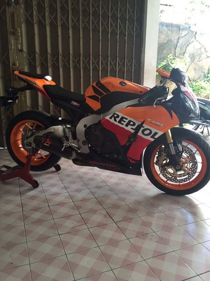 HONDA CBR 1000 kondisi 99% 2015 - Gambar2