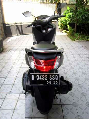 264317867_5_644x461_yamaha-nmax-2015-abs-kilometer-baru-1300-jakarta-dki