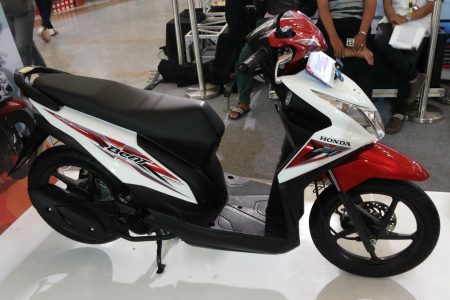 Honda-BeAT-eSP-2015-2