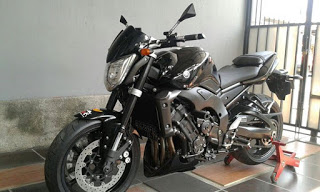 Yamaha FZ1 Naked 2012 Hitam istimewa (Ky Paspampres) NP 1