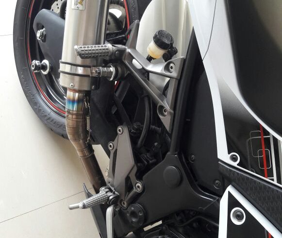 Dijual Motor Bekas mulus 95% Kawasaki Ninja 250Cc (ABS) - Gambar2