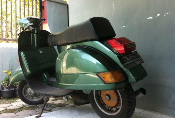 1370482437_517367735_3-Jual-vespa-PX-Exclusive-tahun-1992-Madiun-body-mesin-bagus-Sepeda-Motor-Sekuter