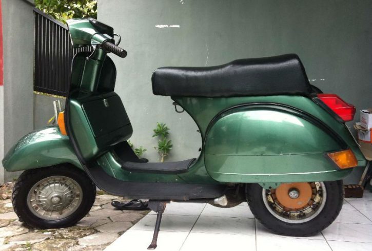 1370482437_517367735_8-Jual-vespa-PX-Exclusive-tahun-1992-Madiun-body-mesin-bagus-