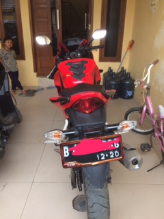 #merah manis honda cbr150 - Gambar4