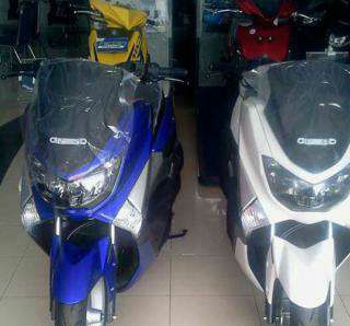 nmax-non-abs-biru