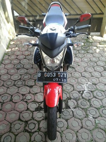 dijual_honda_cb_150_r_3405604_1450885178