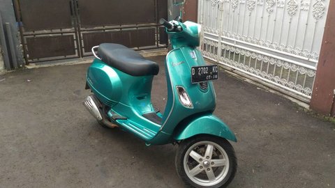 jual_like_new_piaggio_lx_150_3v_ie_a_t_mulus_murah_terawat_ex_cewe_1931753_1493100135