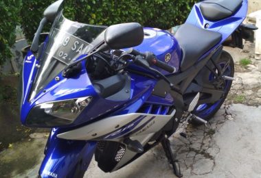 Кэнди ультрамарин Yamaha r1