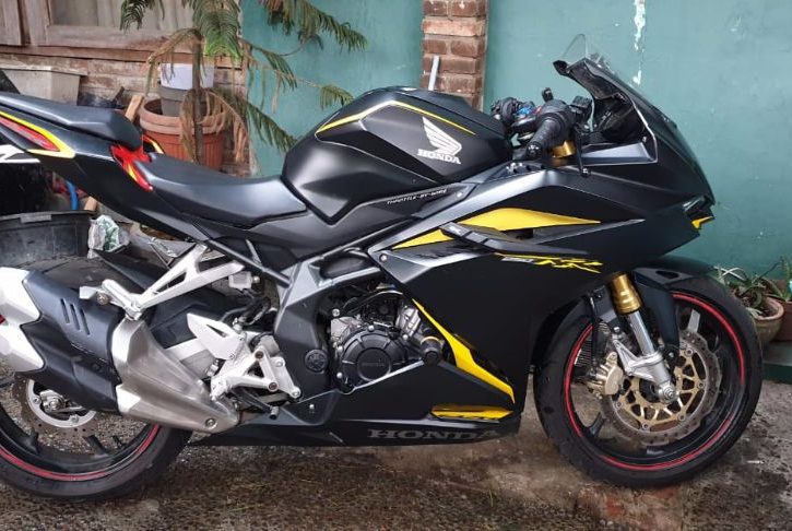 Honda cbr250r Sport