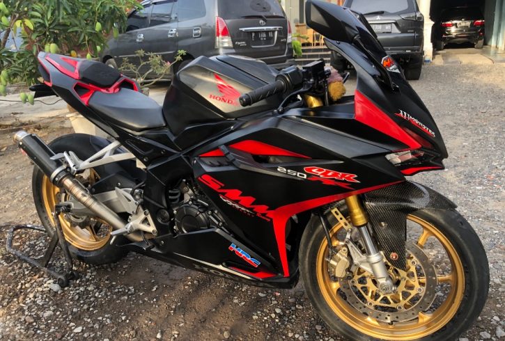 Honda CBR 250 Китай